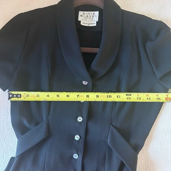 Elegant Black Button-Down Midi Dress - Picture 7 of 10